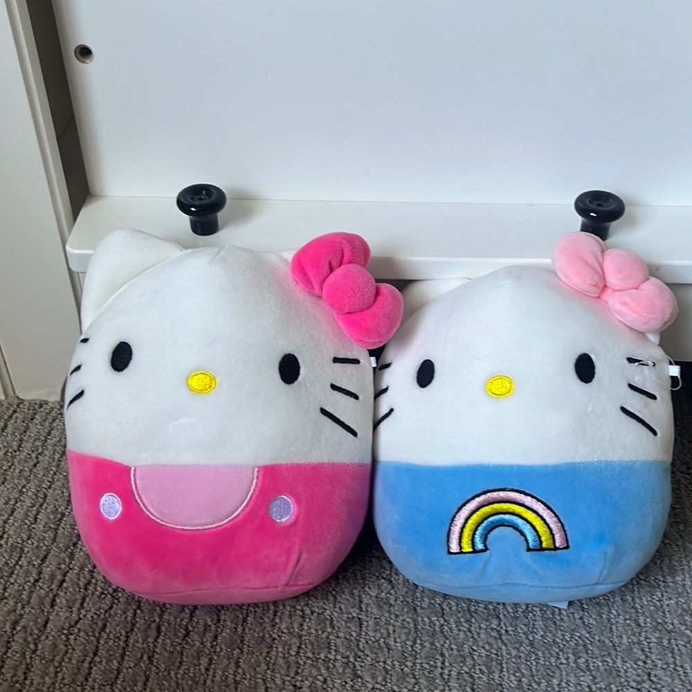 COPY - 2 hello kitty squishmellows